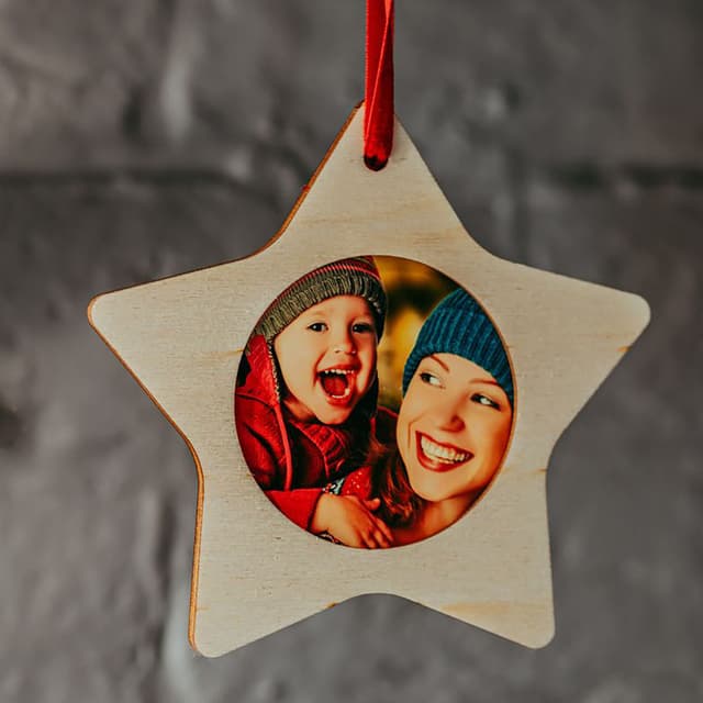 Julpynt i trä - stjärna