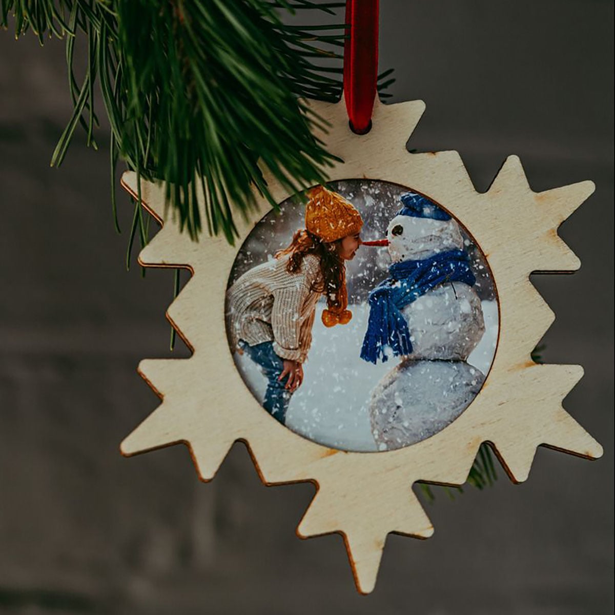 Julpynt i trä - snöflinga